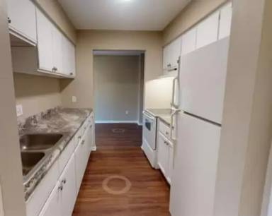 Main picture of 1024 Beard St