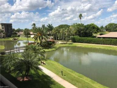 Main picture of Schooner Bay Condominiums