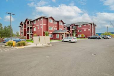 Main picture of 13001 S Cromptons Ln