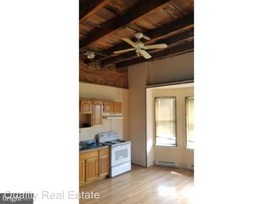 Main picture of 3224 Kensington Ave