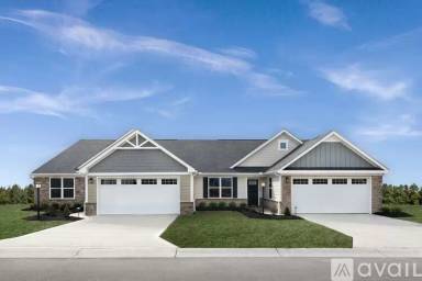 Main picture of 2501 McClouds Sq