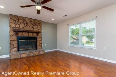 Main picture of 117 Mountain Pine Rd