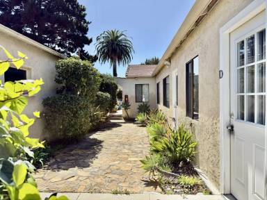 Main picture of 3630 Adams St