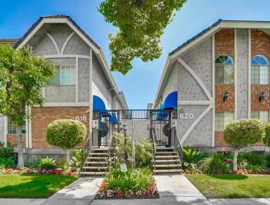 Main picture of 620 W Wilson Ave