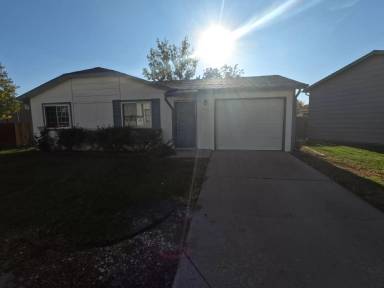 Main picture of 604 Andrea St