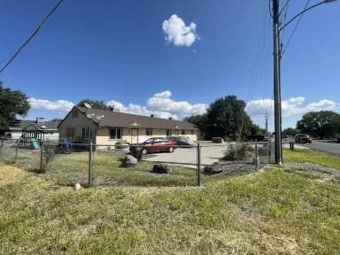 Main picture of 8300 E Florentine Rd