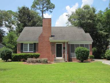 Main picture of 212 W Moore St