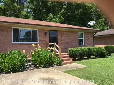 Main picture of 2240 Iowa St