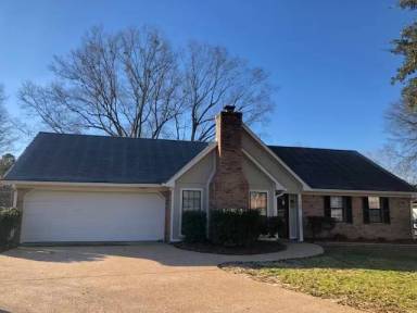 Main picture of 709 Wildberry Pointe