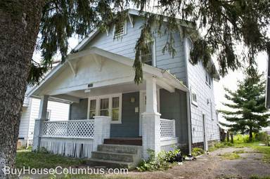 Main picture of 108 Columbian Ave