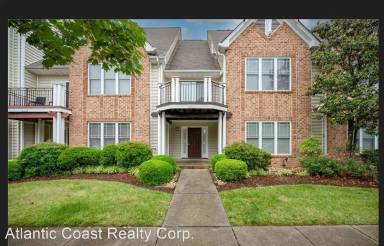 Main picture of 979 Hollymeade Cir