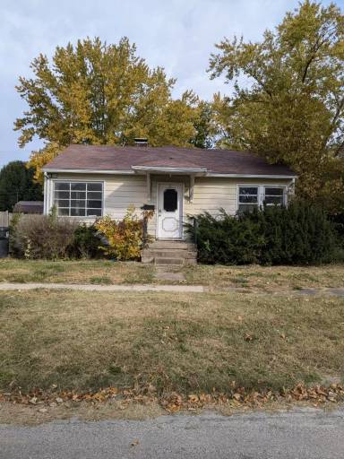 Main picture of 600 E Jefferson Ave
