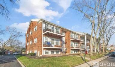 Main picture of Darby Court Condominiums