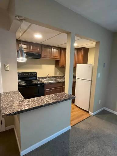 Main picture of 530 Tallmadge Rd