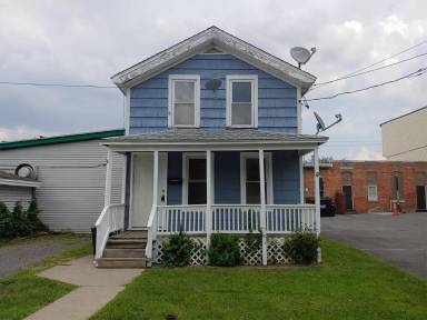 Main picture of 618 N Lowell Ave
