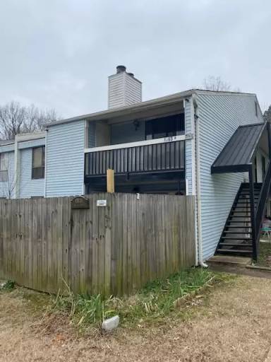 Main picture of 1765 6th Crompton Sq