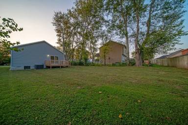 Main picture of 1703 University Dr