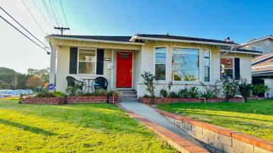 Main picture of 22927 Ocean Ave