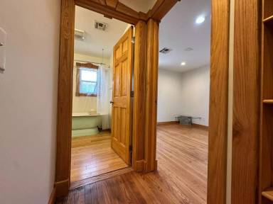 Main picture of 2833 Kent Dr