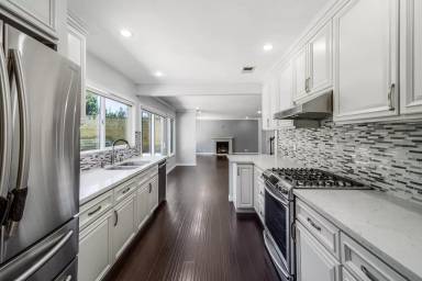 Main picture of 17482 Teachers Ave