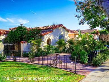 Main picture of 208 S Swall Dr
