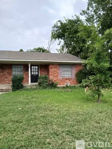 Main picture of 403 La Salle Dr