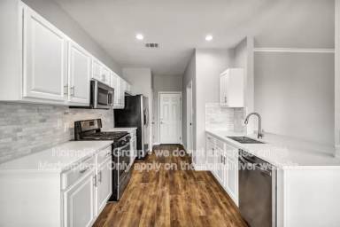 Main picture of 1204 Clayton Dr