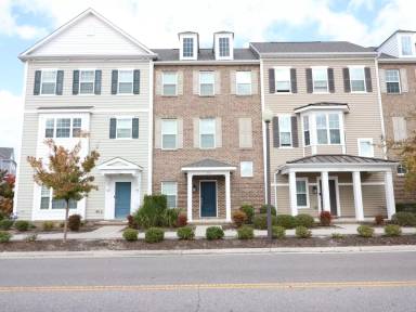 Main picture of 4160 Beckenham Blvd
