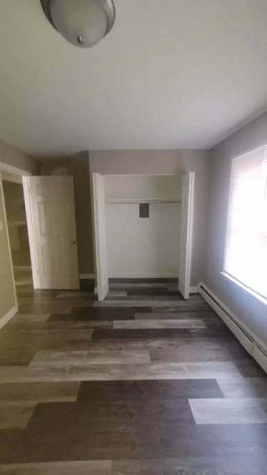 Main picture of 861 Piper Ln