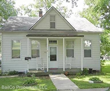 Main picture of 424 W Main St
