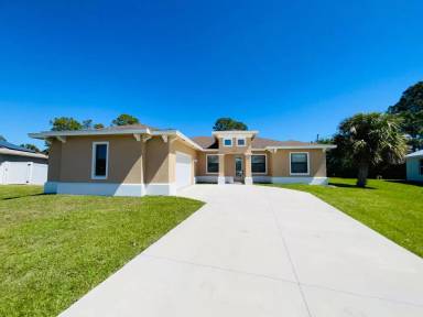 Main picture of 6149 NW Gatun Dr