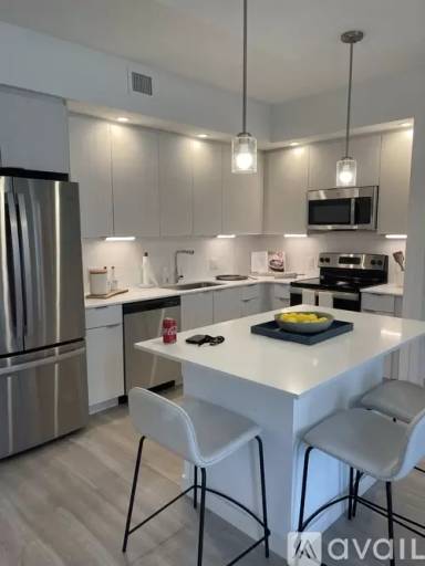 Main picture of 420 SW 27th Ter