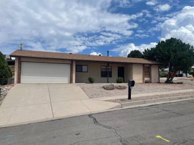 Main picture of 14357 Camino del Rey NE