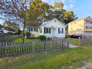 Main picture of 89 Oakhurst Ave