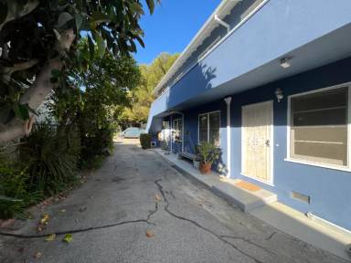 Main picture of 924 17th St