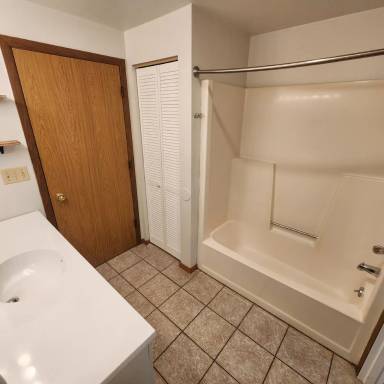 Main picture of 1257 Chicago St