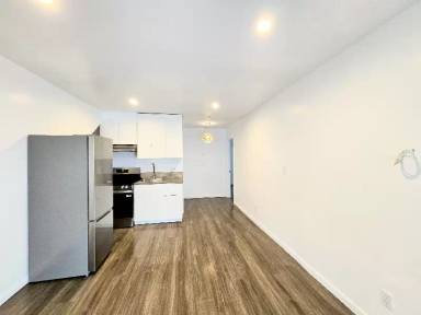 Main picture of 3121 Larga Ave