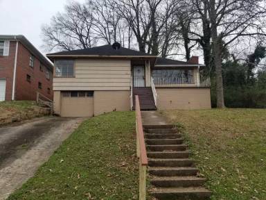 Main picture of 1301 32nd Street Ensley
