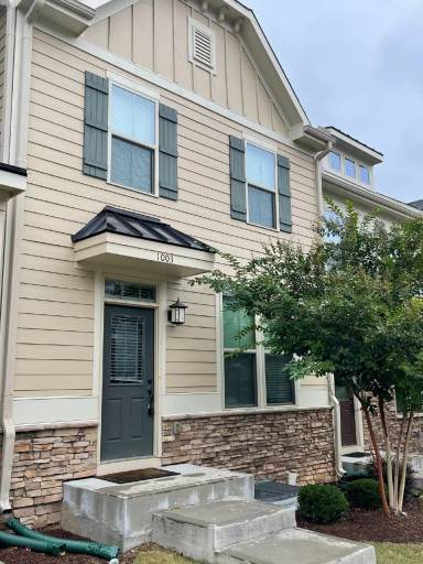Main picture of 1003 Drayman Pl