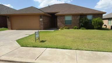 Main picture of 5524 104th St