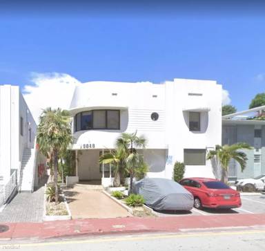 Main picture of 9048 Collins Ave
