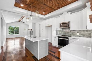 Main picture of 5604 San Jacinto Dr
