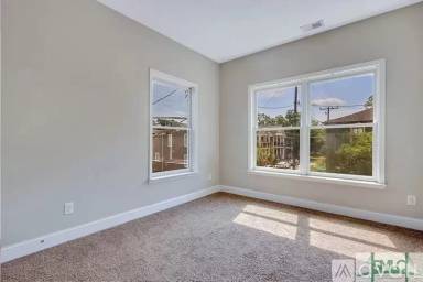 Main picture of 1705 Lincoln St