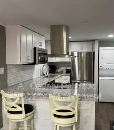 Main picture of 2647 Bonds Ave