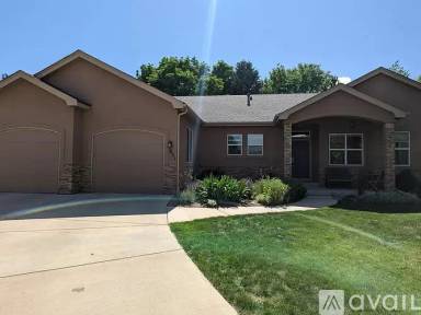 Main picture of 851 Imperial Ct