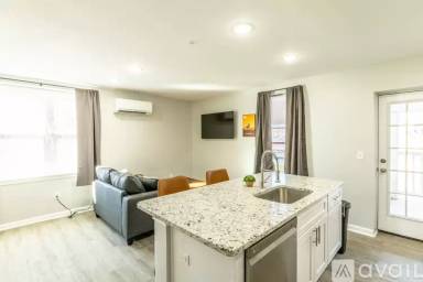 Main picture of 1329 Riverdale Dr