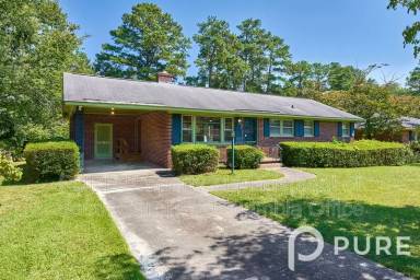 Main picture of 5912 Barksdale Dr