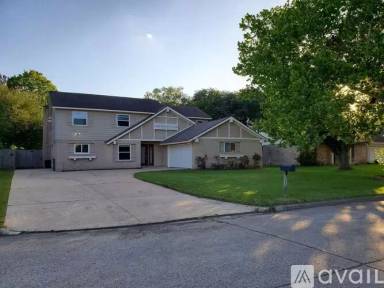 Main picture of 407 Dogwood Cir