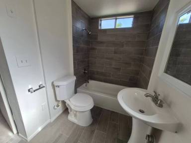 Main picture of 1131 S Avenue C