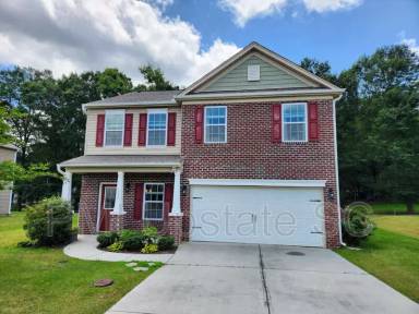 Main picture of 116 Addlestone Cir